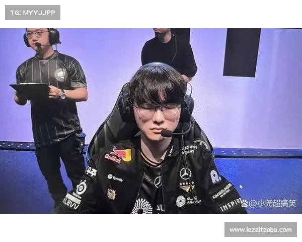 iG惨遭T1横扫无缘S15正赛 iG回家登顶热搜引发广泛讨论